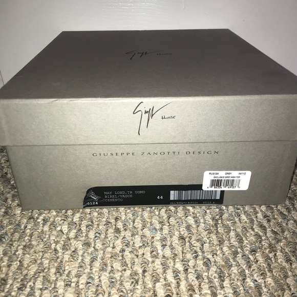 Giuseppe Zanotti - Picture 2 of 8